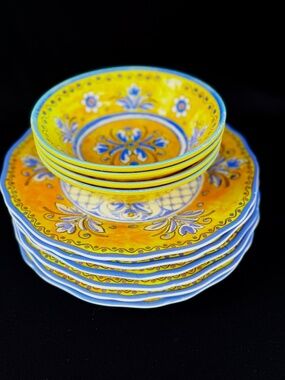 Set of Le Cadeaux Benidorm Melamine 6 Dinner Plates and 4 Bowls Yellow Blue